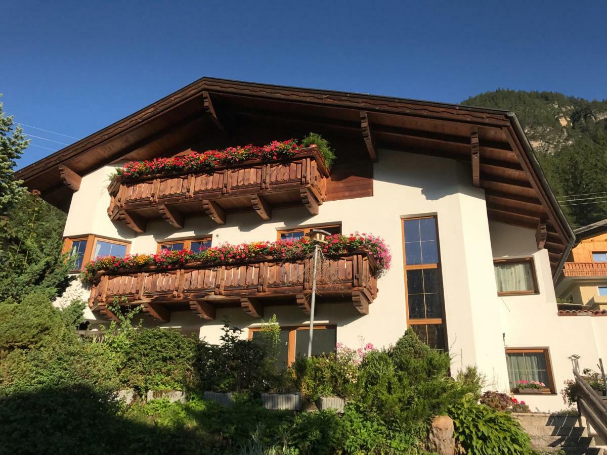 Ferienwohnung Bergler Trins Zewnętrze zdjęcie